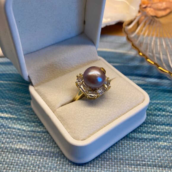 GIANT Purple Freshwater Pearl Ring with Tiny Golden Shell Charm - Picture 2 of 5